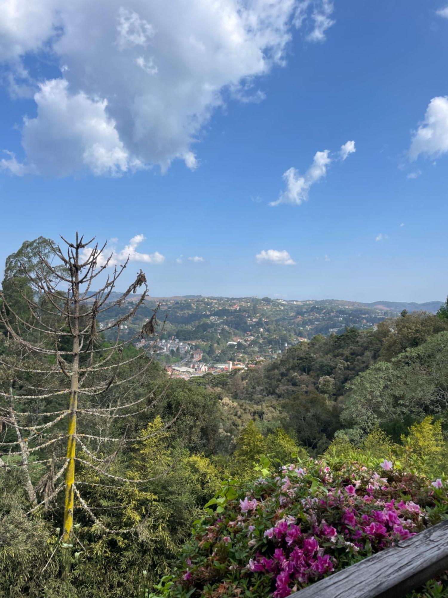 Panorama Acomodação com café da manhã  Campos do Jordão