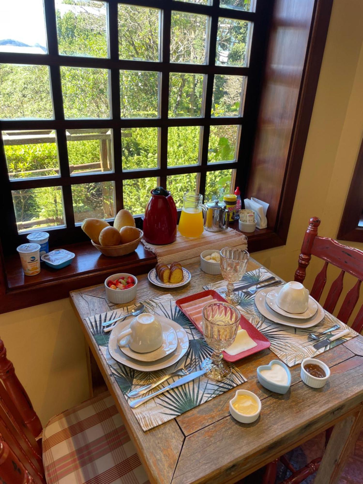 Panorama Acomodação com café da manhã  Campos do Jordão